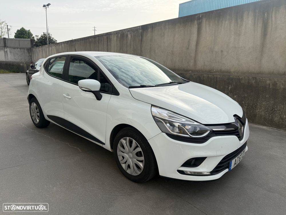 Renault Clio Van - 1