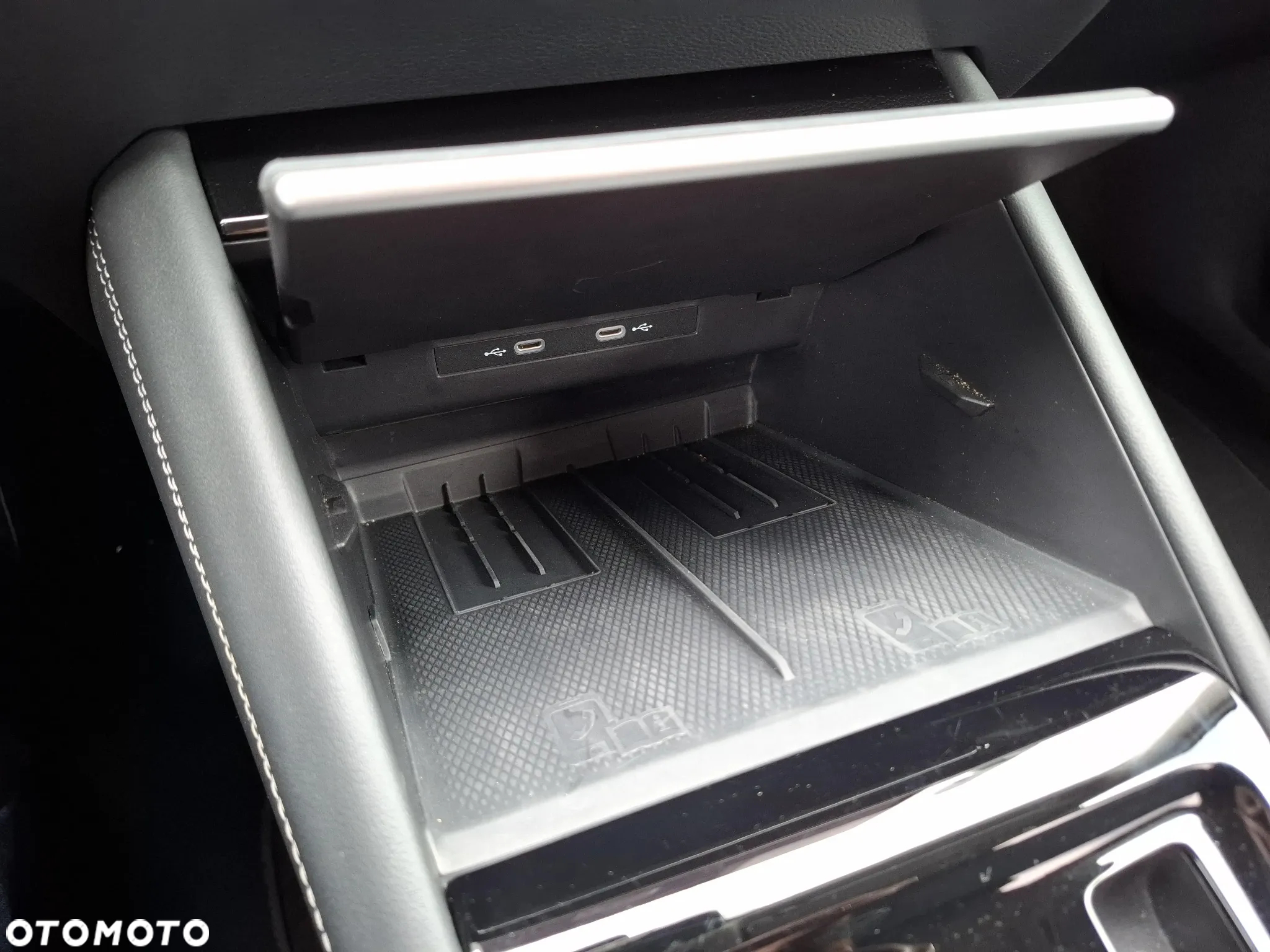 Volkswagen Tiguan 2.0 TDI SCR Elegance DSG - 24