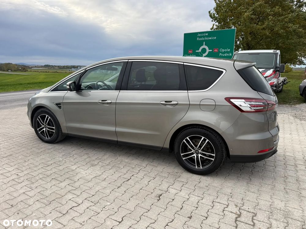 Ford S-Max 2.0 TDCi 4WD Titanium PowerShift - 9