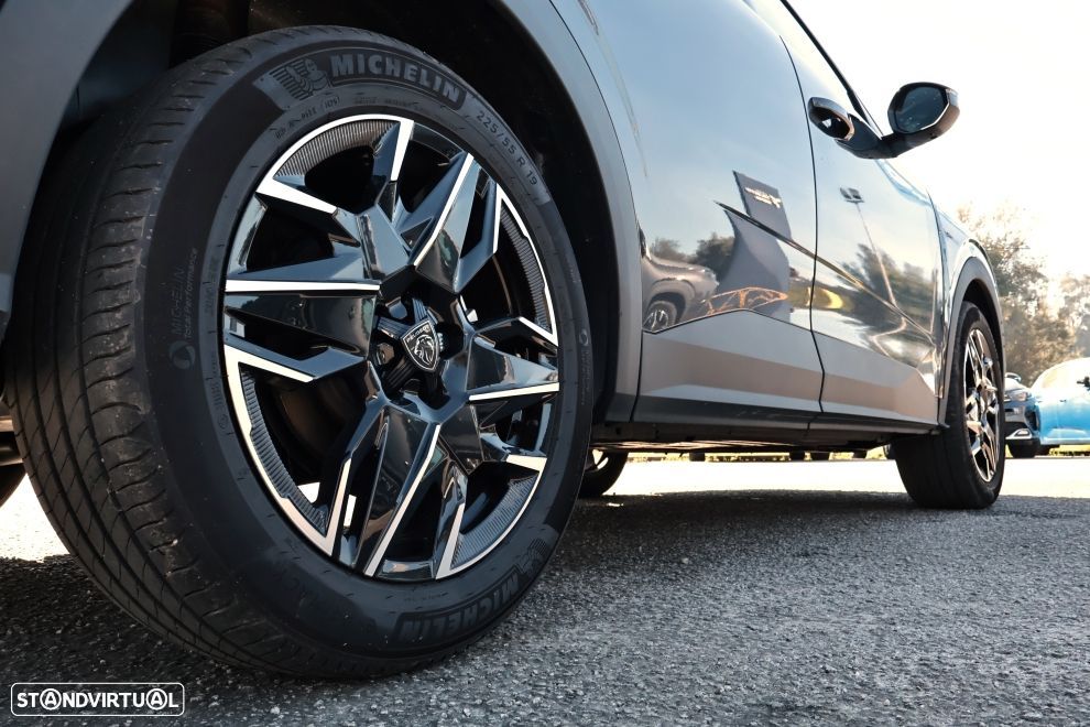 Peugeot 3008 1.2 Hybrid Allure e-DCS6 - 5