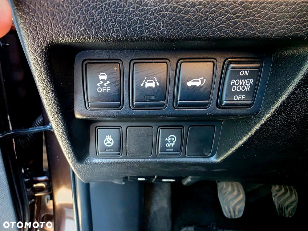 Nissan X-Trail - 16