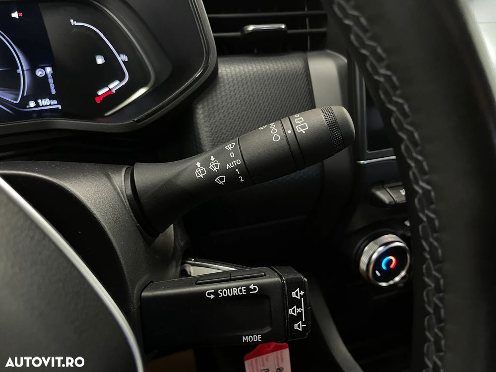 Renault Clio V E-Tech 145 Evolution - 23