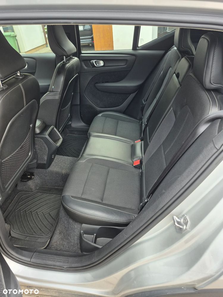 Volvo XC 40 D3 Momentum - 7