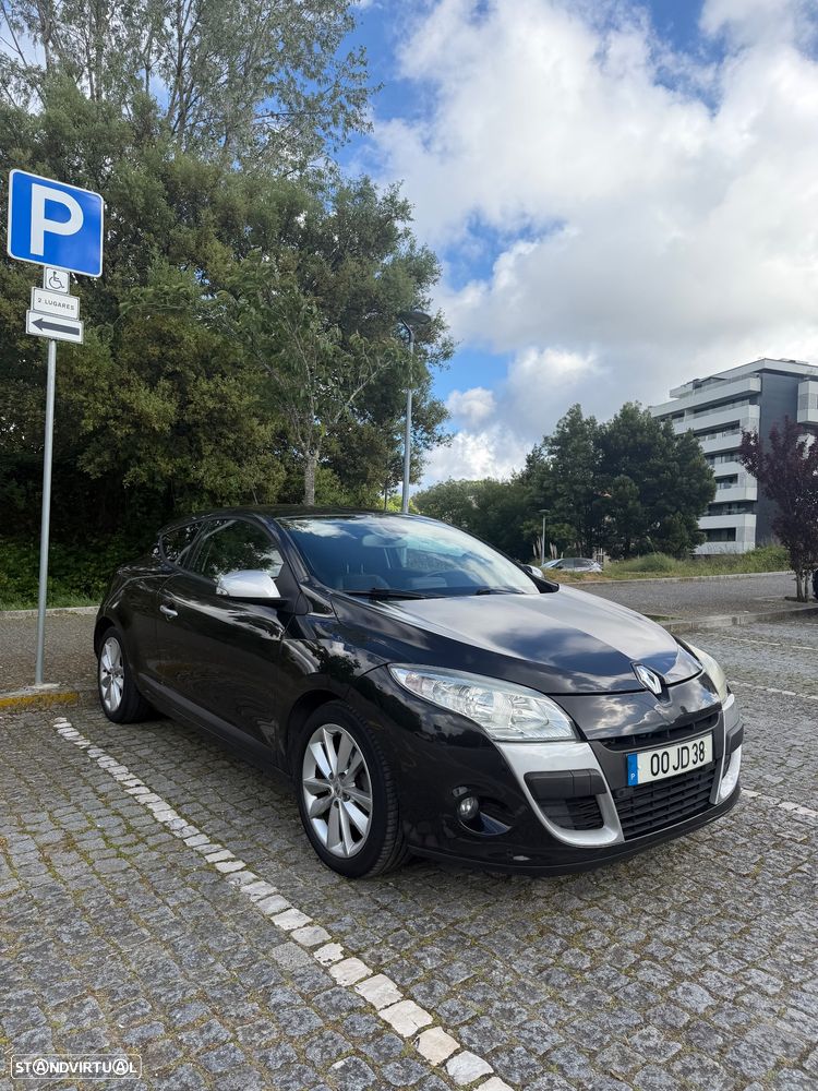 Renault Mégane Coupe 1.5 dCi Dynamique - 2