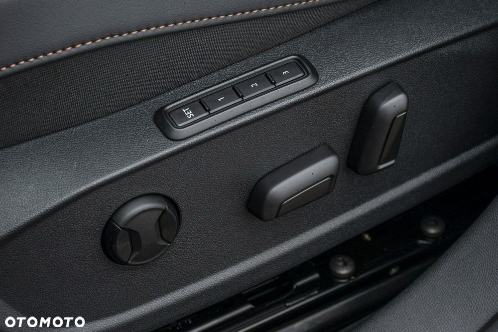 Cupra Formentor - 15