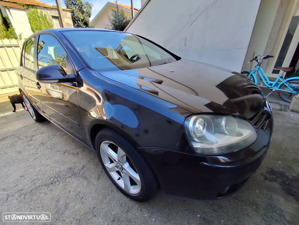 VW Golf 2.0 TDi Confortline - 6