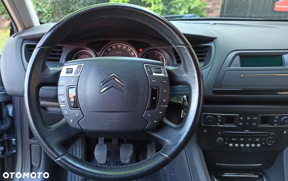 Citroën C5 2.0 16V Confort - 8