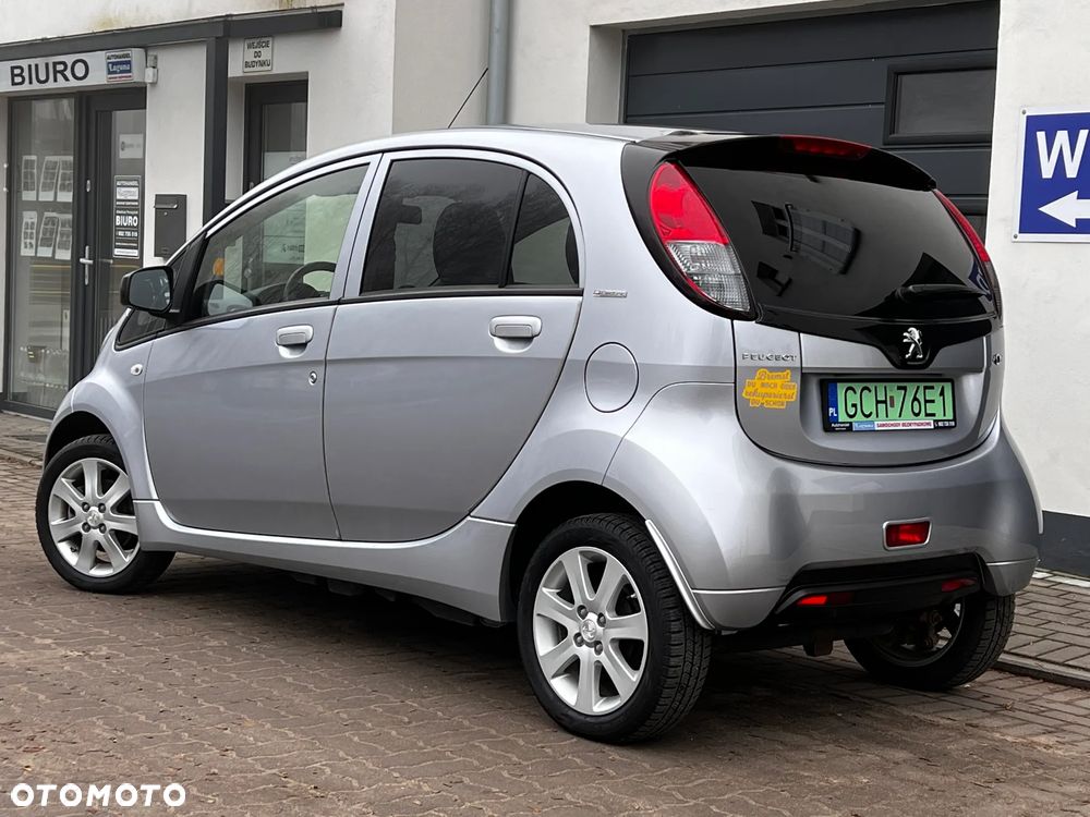 Peugeot iOn Active - 3