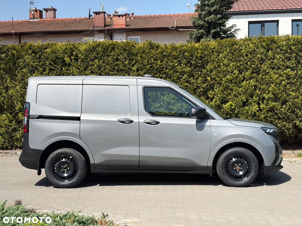 Ford Transit Courier - 3