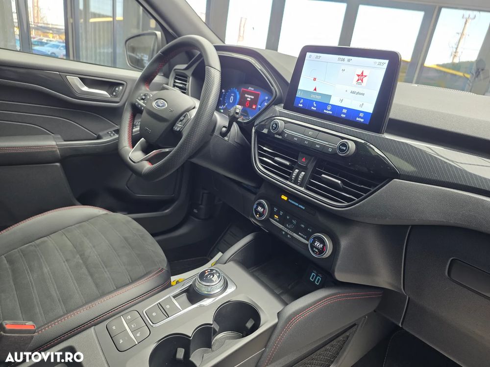 Ford Kuga 2.5 Duratec PHEV ST-LINE X - 12