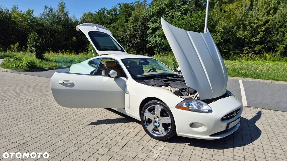 Jaguar XK 4.2 V8 - 18