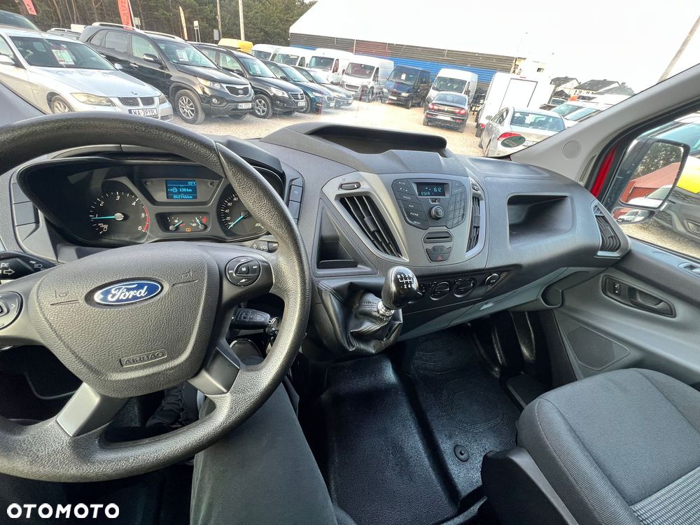 Ford Transit - 10