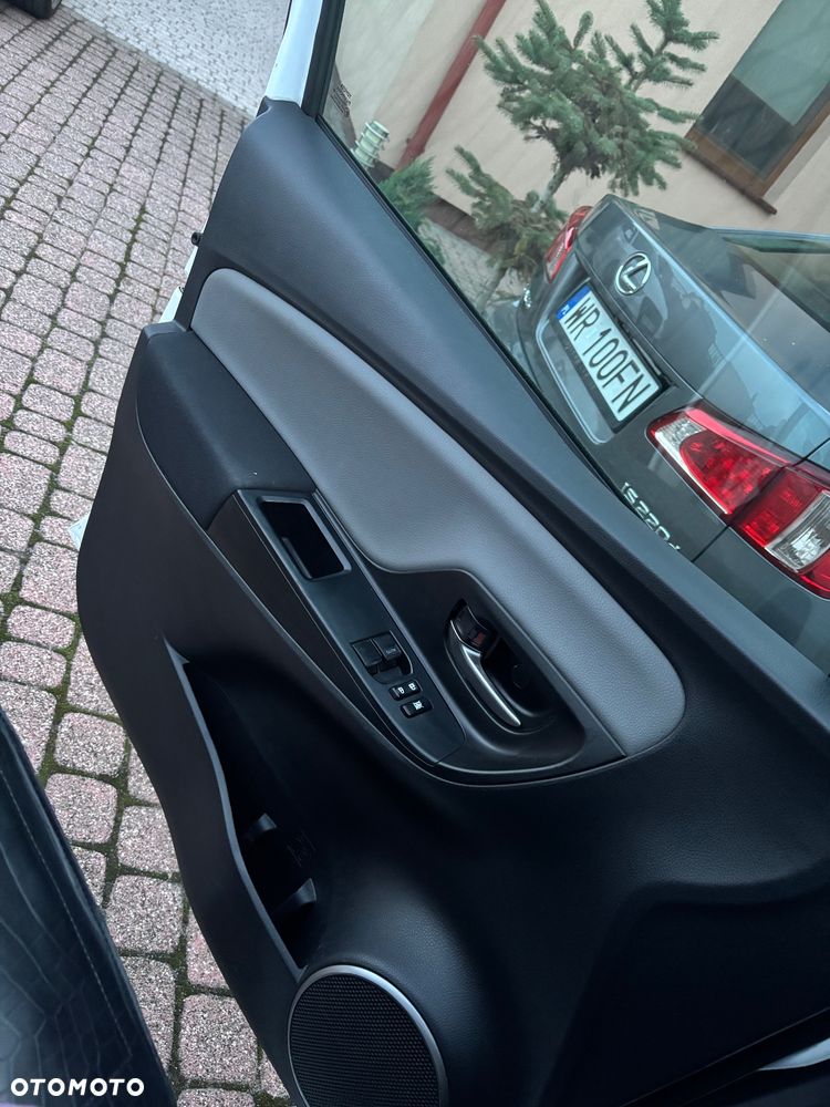 Toyota Yaris 1.4 D-4D Prestige - 9
