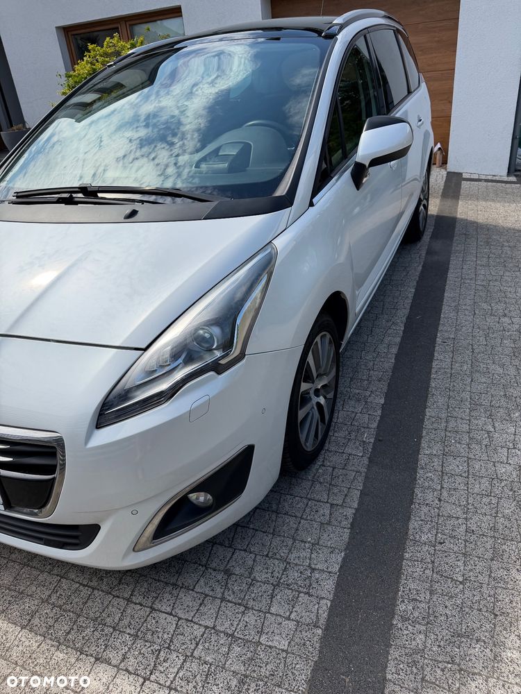 Peugeot 5008 2.0 HDi Allure 7os - 2