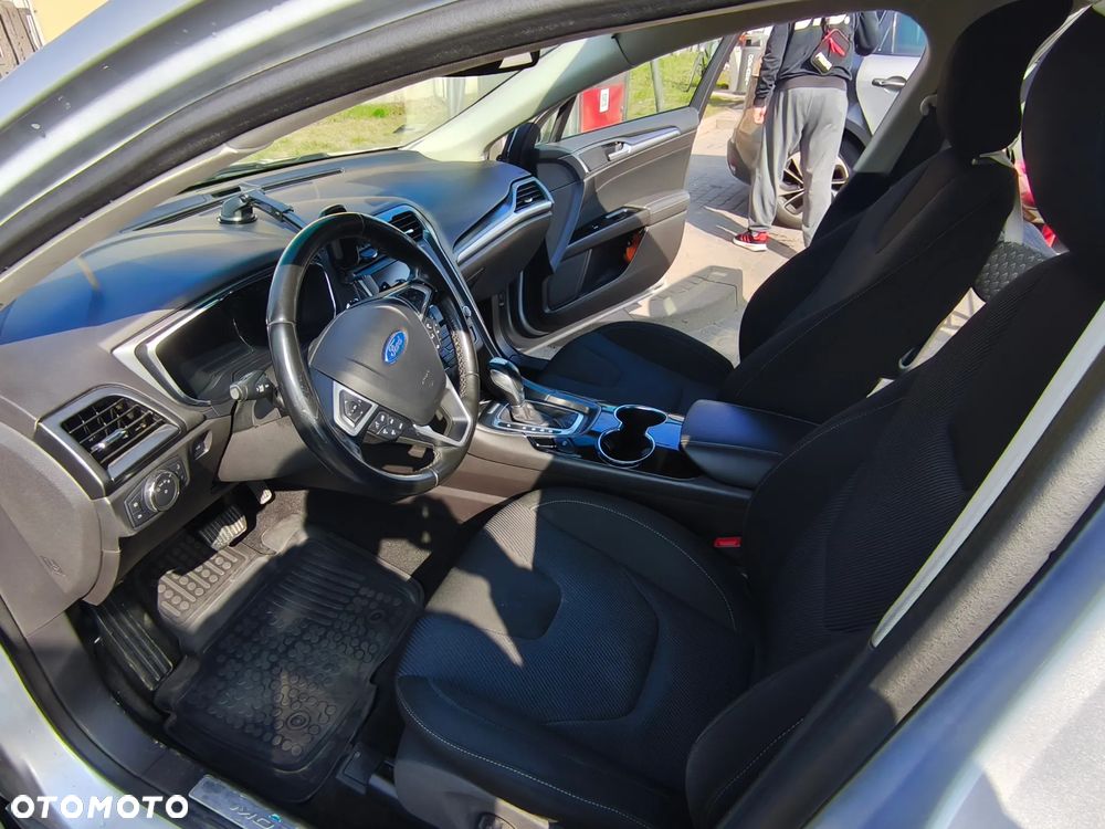 Ford Mondeo 2.0 TDCi Titanium PowerShift - 10