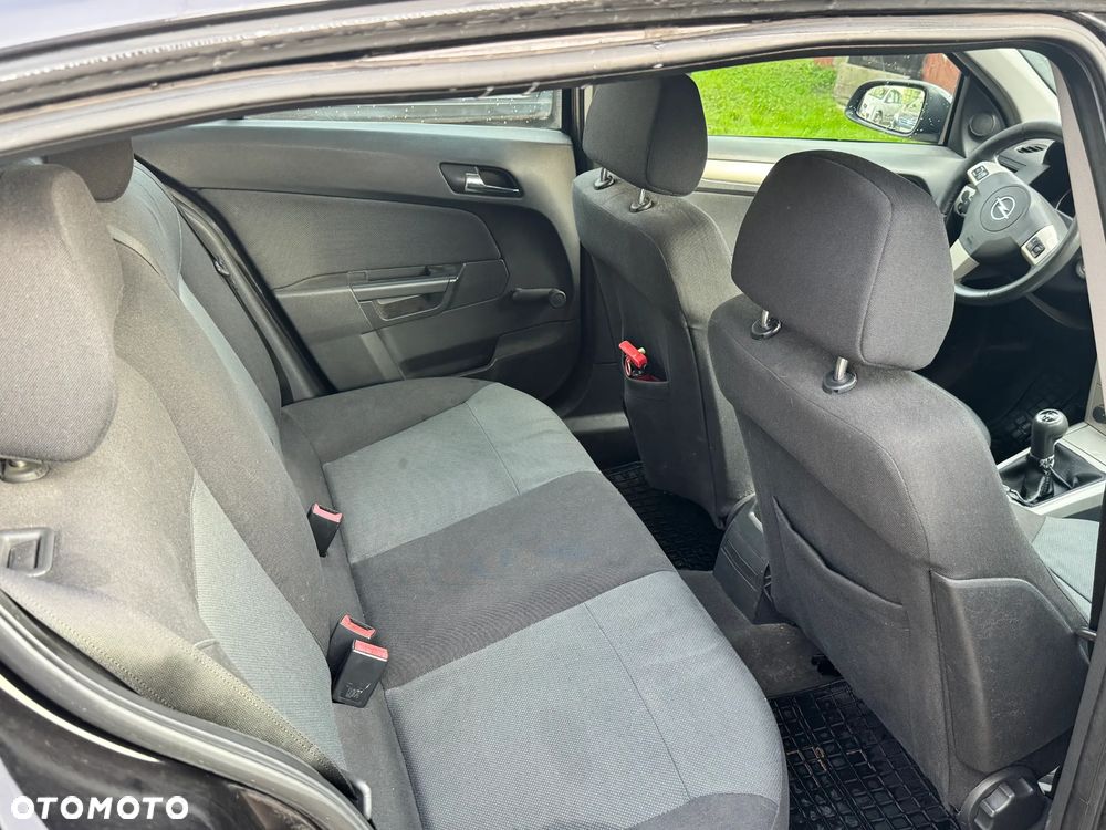Opel Astra - 9