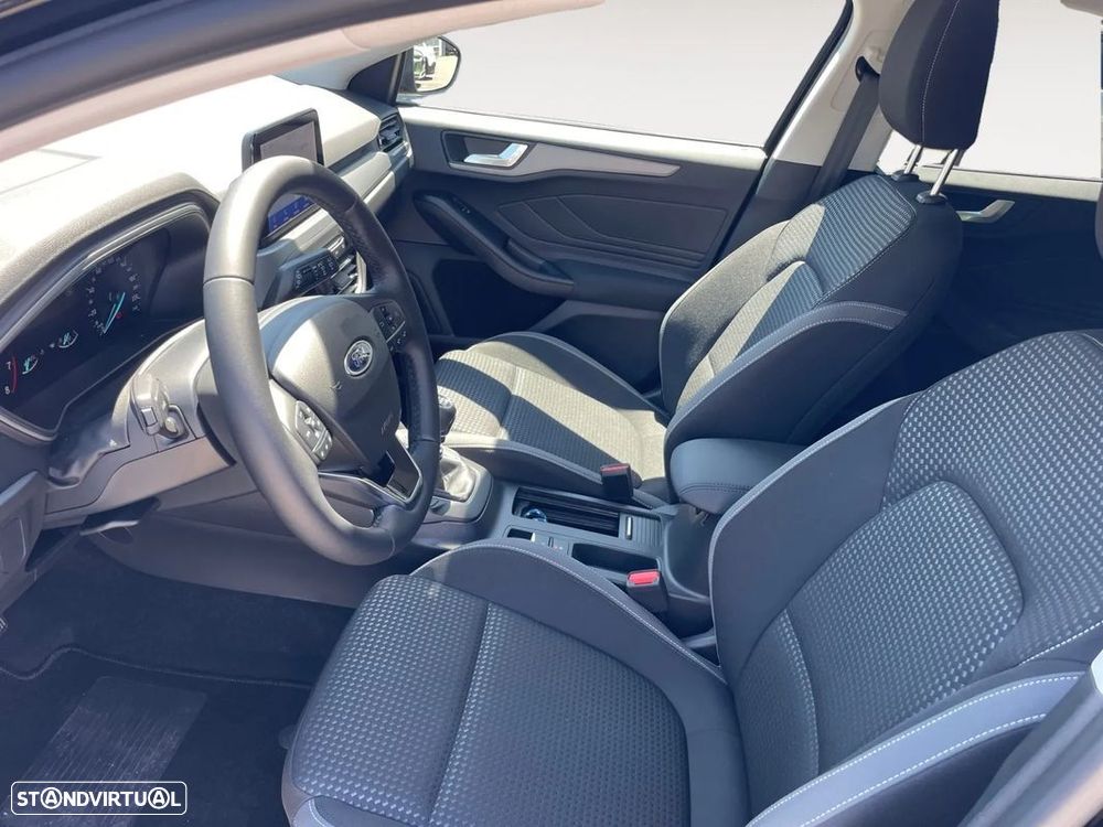 Ford Focus 1.0 EcoBoost MHEV Connected - 10