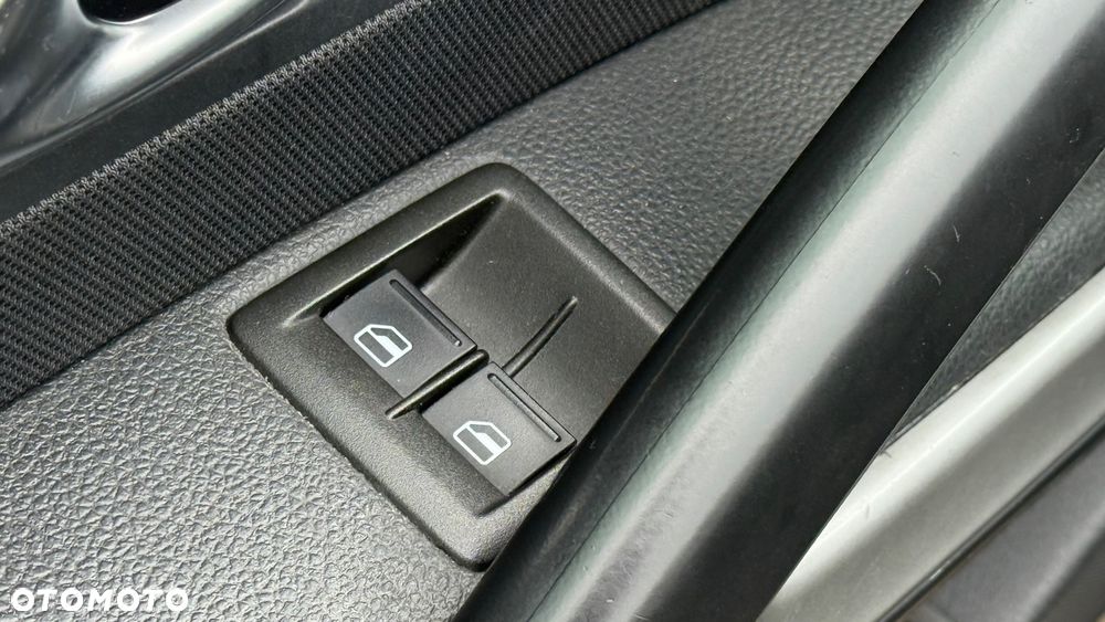 Volkswagen Scirocco 1.4 TSI R-Style DSG - 34