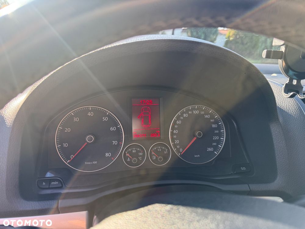 Volkswagen Golf 1.6 Comfortline - 9