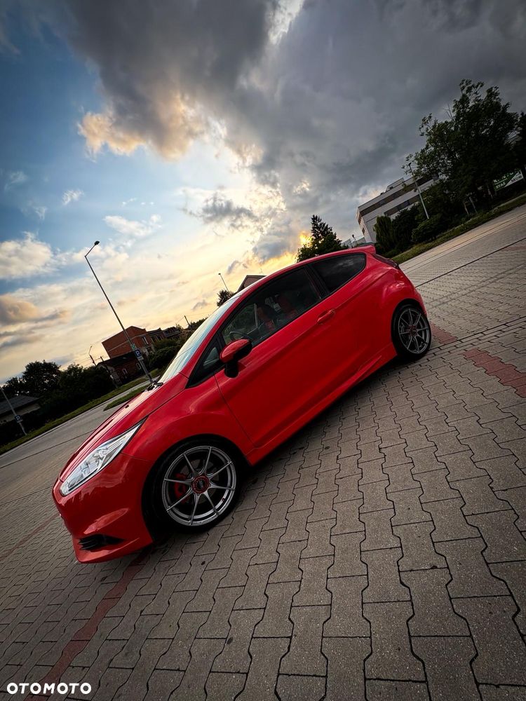 Ford Fiesta 1.6 EcoBoost ST - 2
