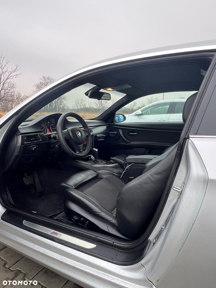 BMW Seria 3 330d - 14