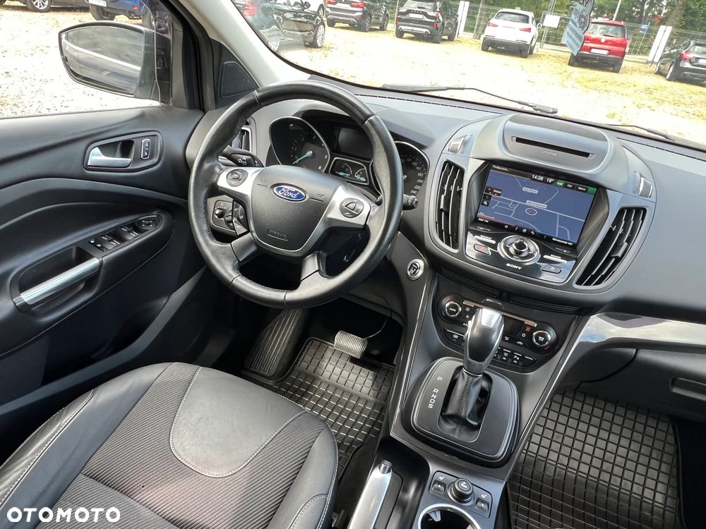 Ford Kuga 2.0 TDCi 4x4 Titanium - 19