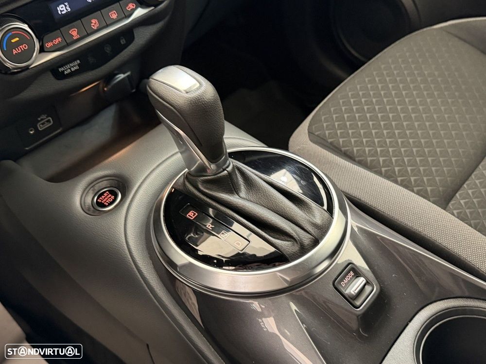 Nissan Juke 1.0 DIG-T N-Connecta DCT - 18