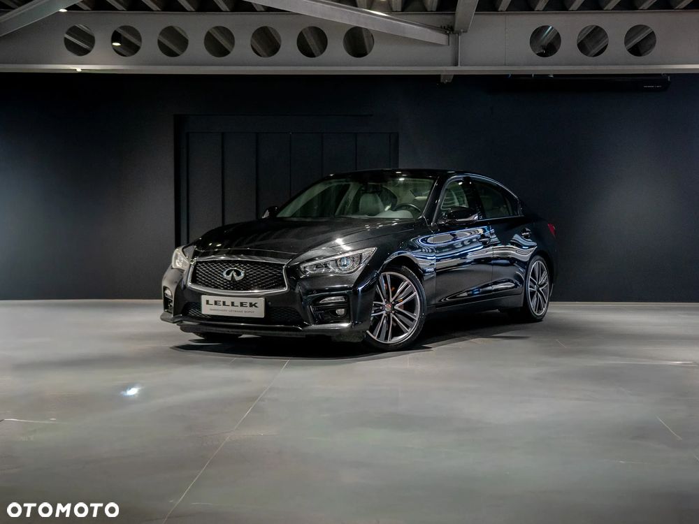 Infiniti Q50 Hybrid Sport Tech - 1