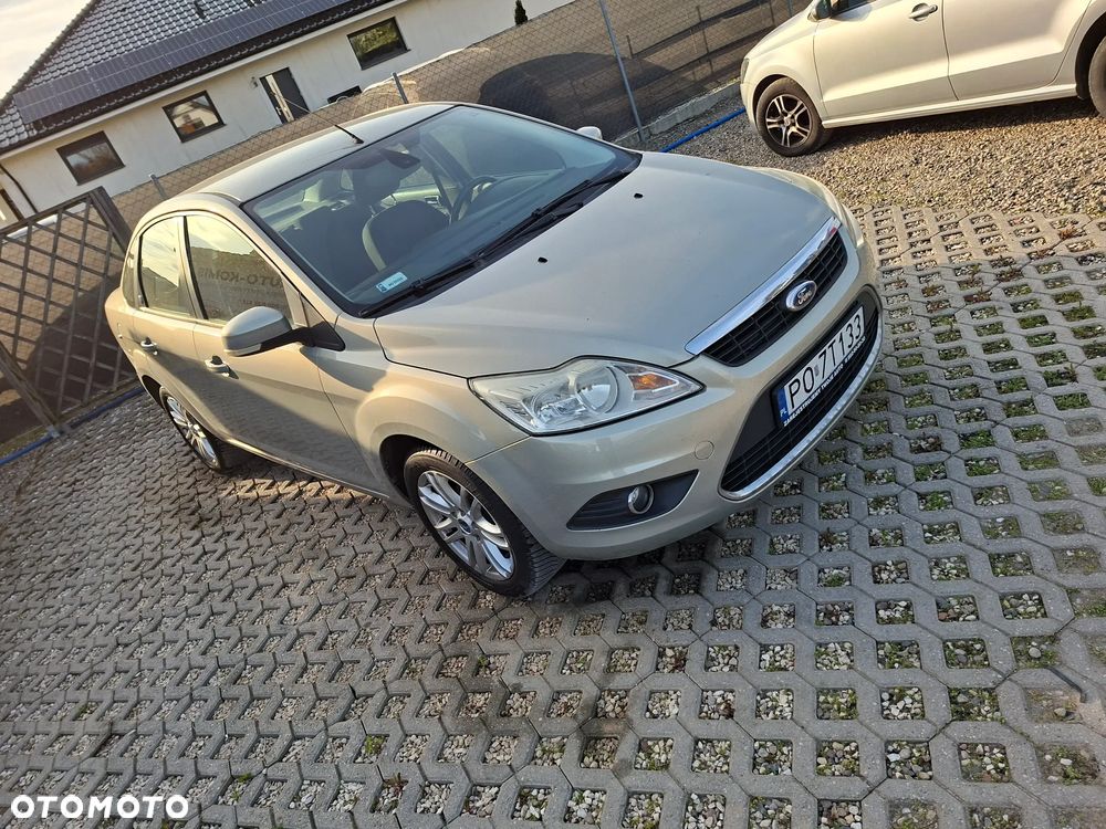 Ford Focus 1.6 Trend - 13
