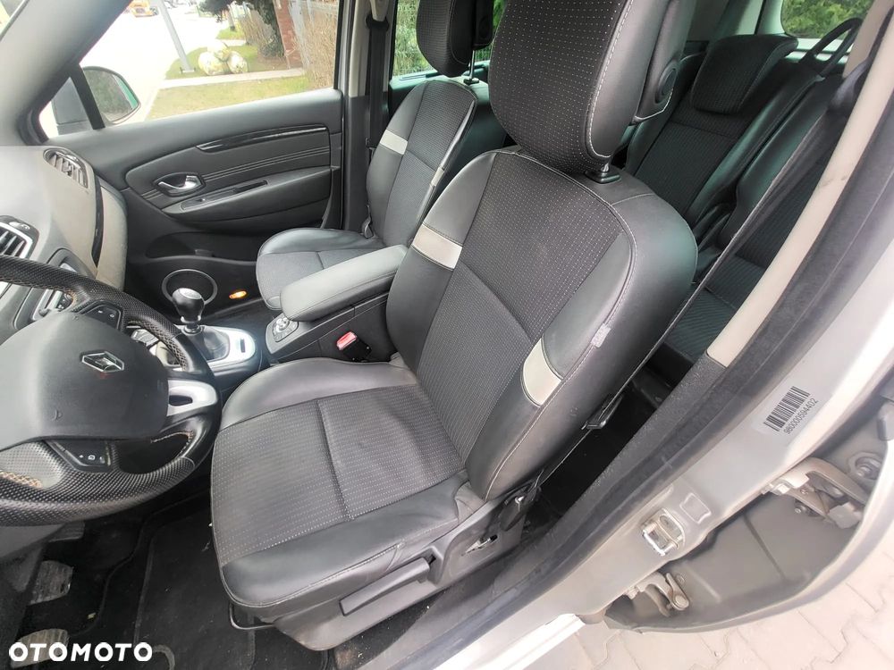 Renault Scenic - 13
