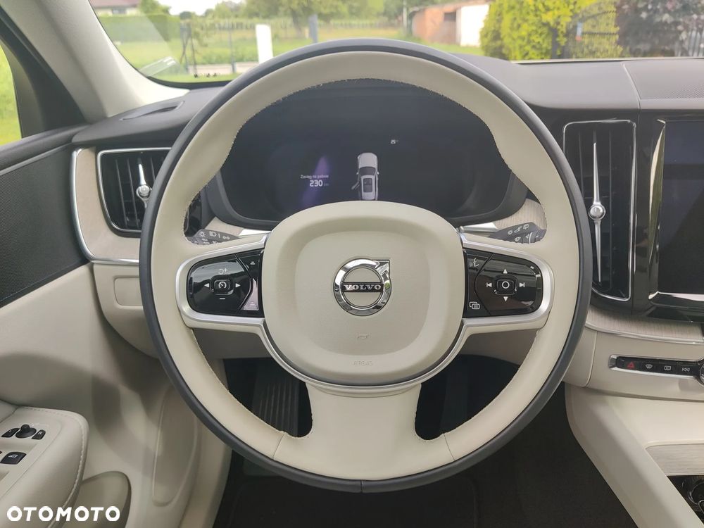 Volvo XC 60 - 18