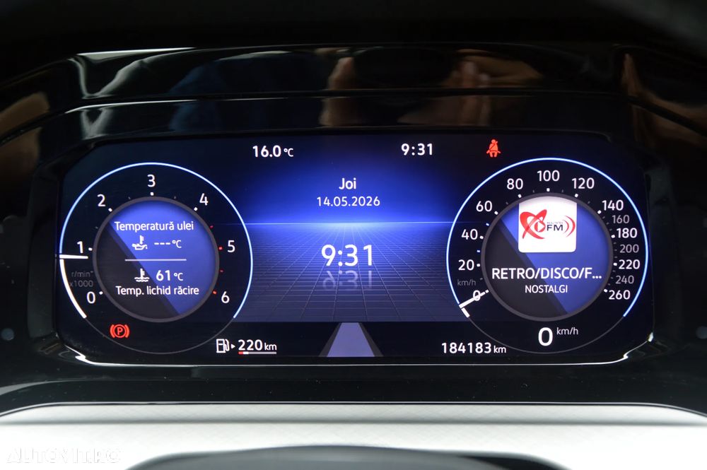 Volkswagen Golf 2.0 TDI Life - 36