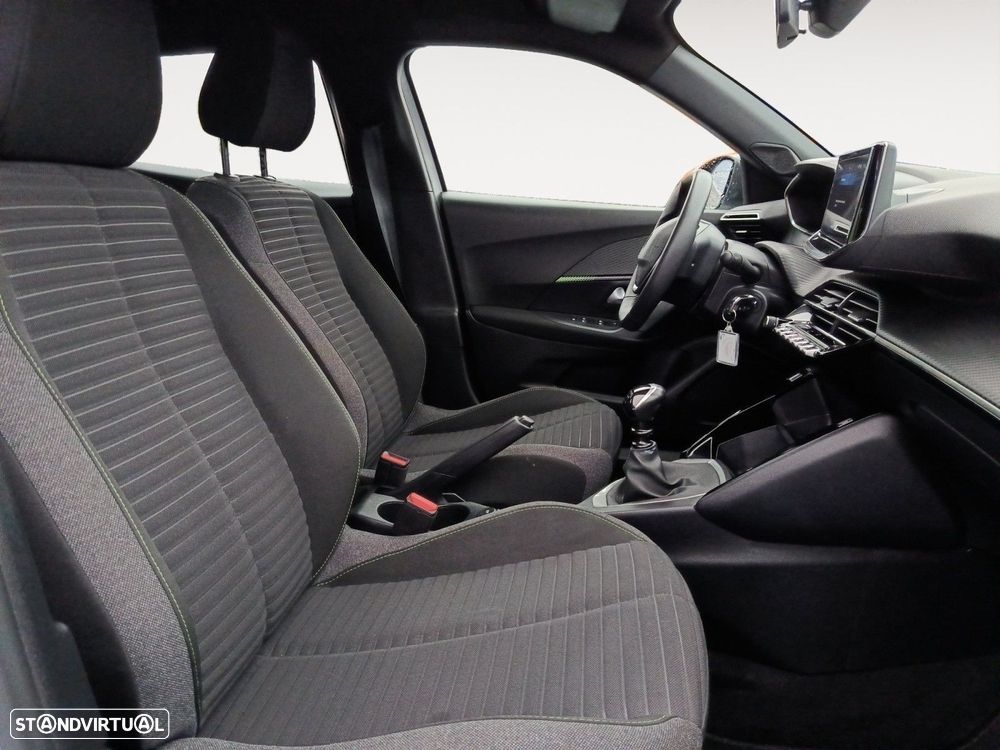 Peugeot 2008 1.2 PureTech Active - 15