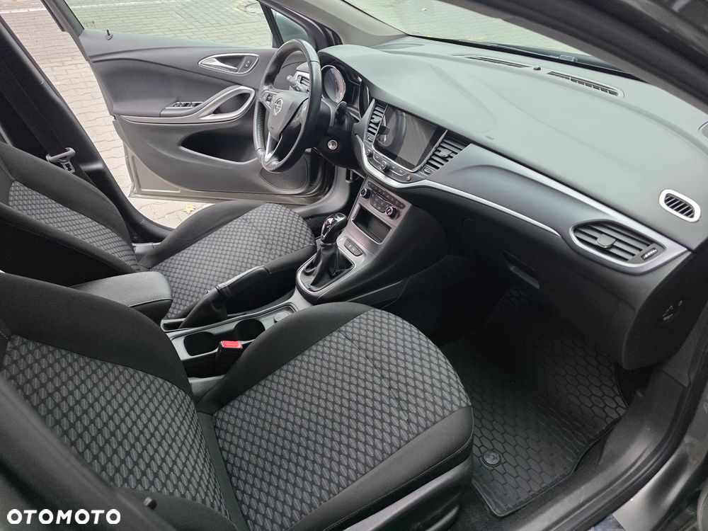 Opel Astra 1.4 T Dynamic S&S - 13