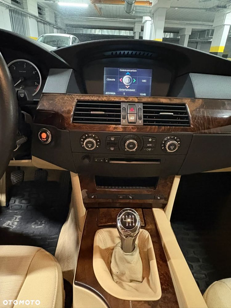 BMW Seria 5 - 25