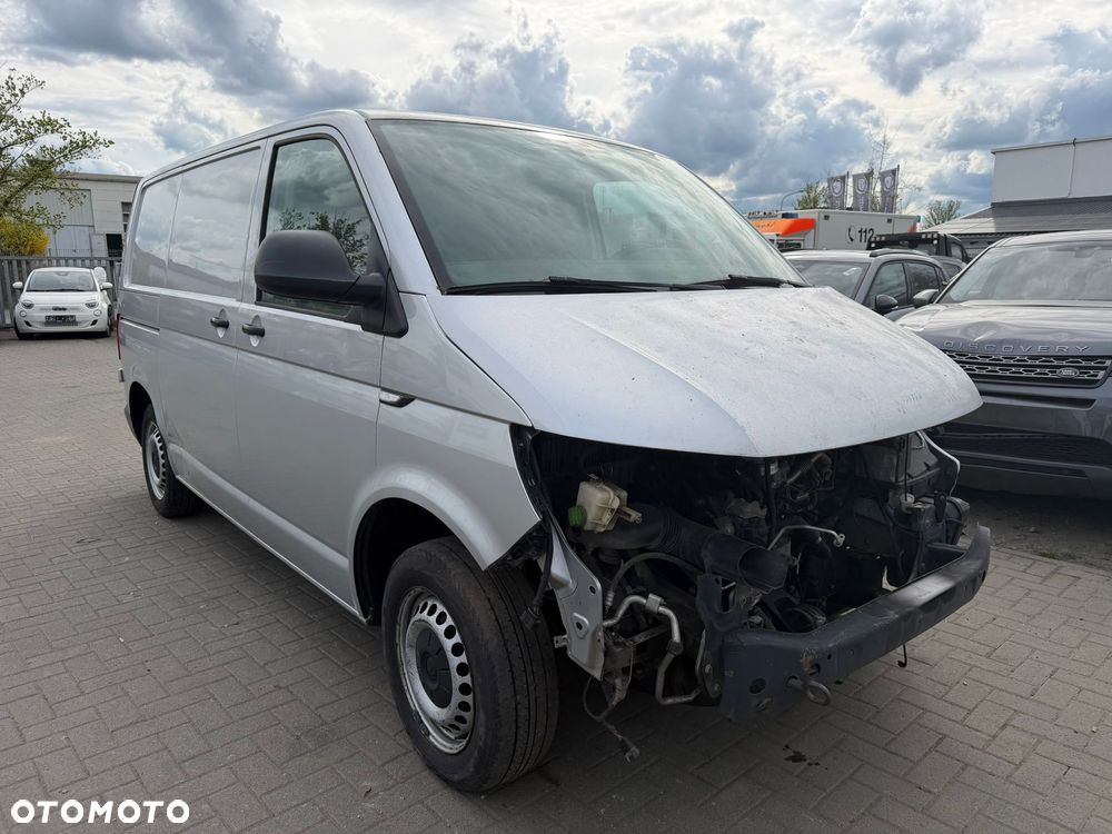 Volkswagen Transporter - 1