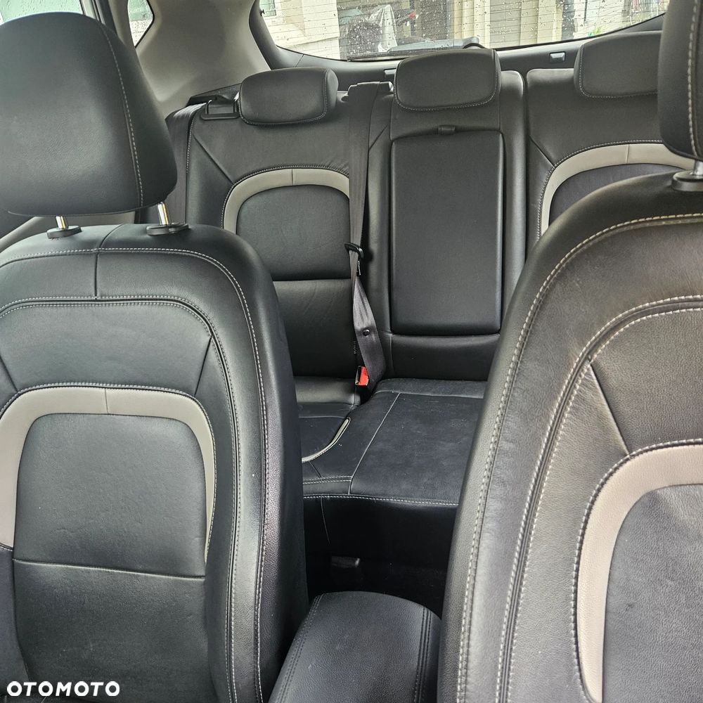Kia Ceed 1.6 GDI L Business Line DCT - 6