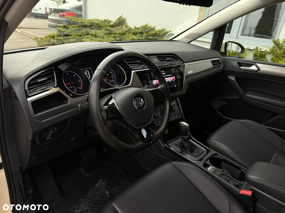 Volkswagen Touran 2.0 TDI SCR DSG Comfortline - 13