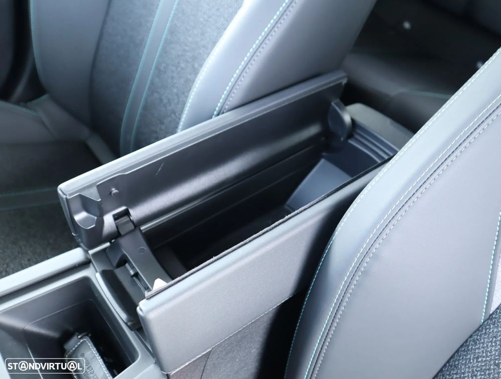 Peugeot e-308 156 Allure - 32