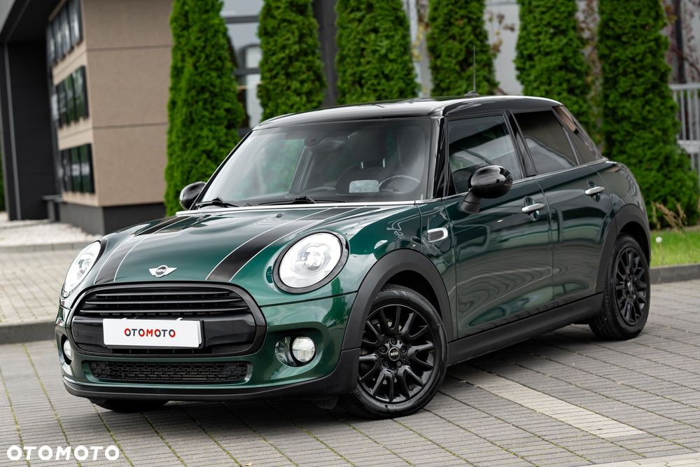 MINI Cooper Standard - 5