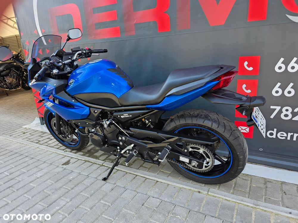 Yamaha XJ - 6