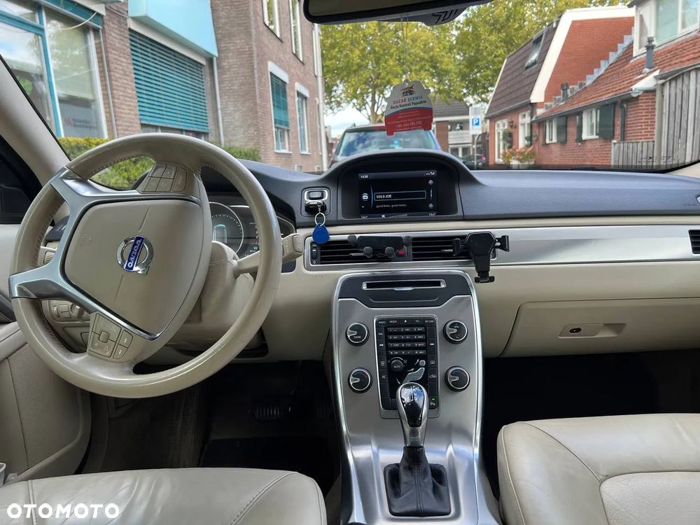 Volvo V70 D2 Geartronic Powershift Edition - 8