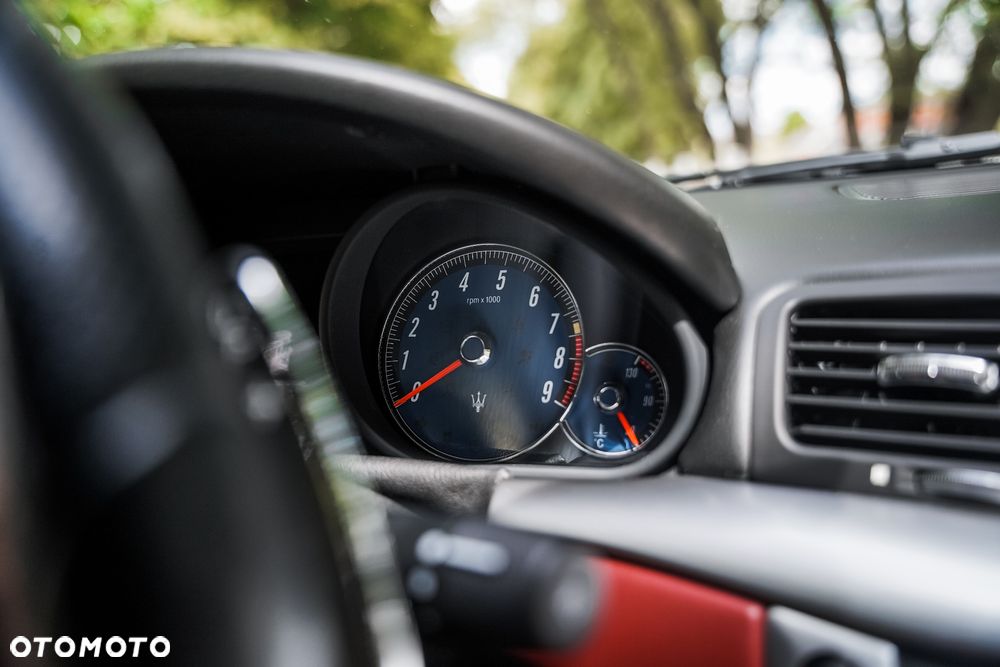 Maserati GranTurismo S - 15