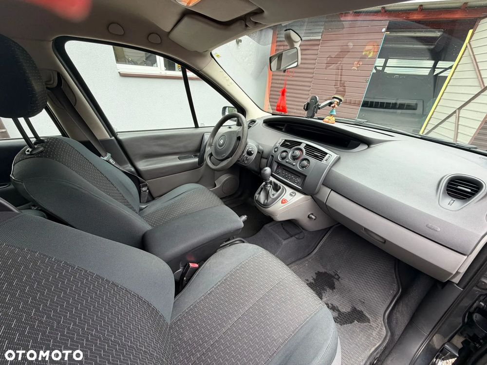 Renault Scenic 1.9 dCi Confort Expression - 3