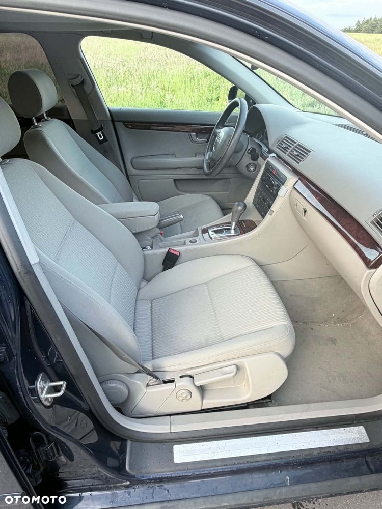Audi A4 Avant - 8
