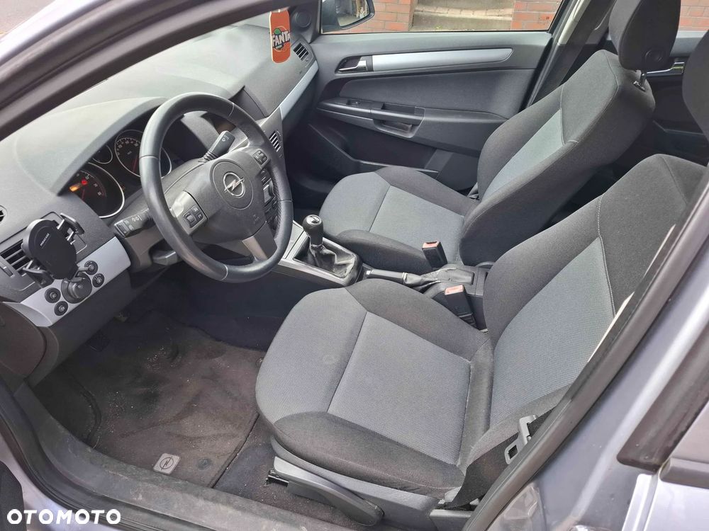 Opel Astra 1.8 - 15