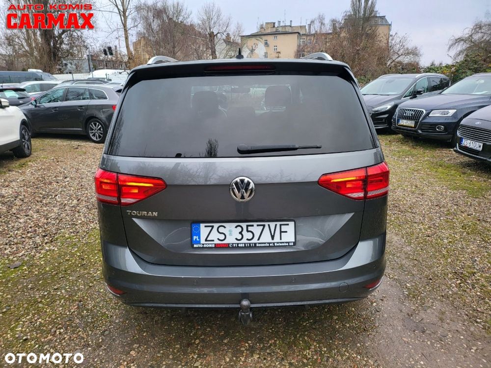 Volkswagen Touran 1.6 TDI SCR (BlueMotion Technology) DSG Comfortline - 6