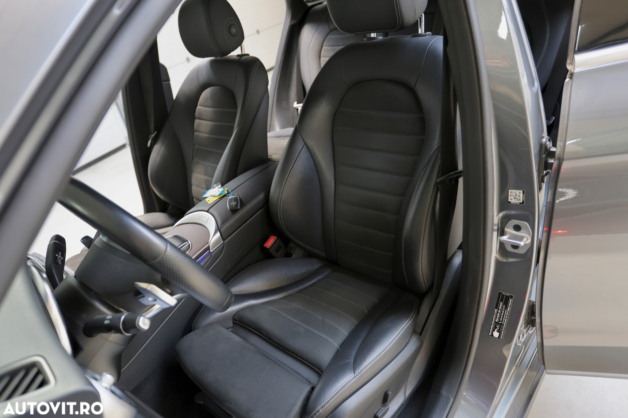 Mercedes-Benz GLC 300 de 4Matic 9G-TRONIC Avantgarde Advanced - 12
