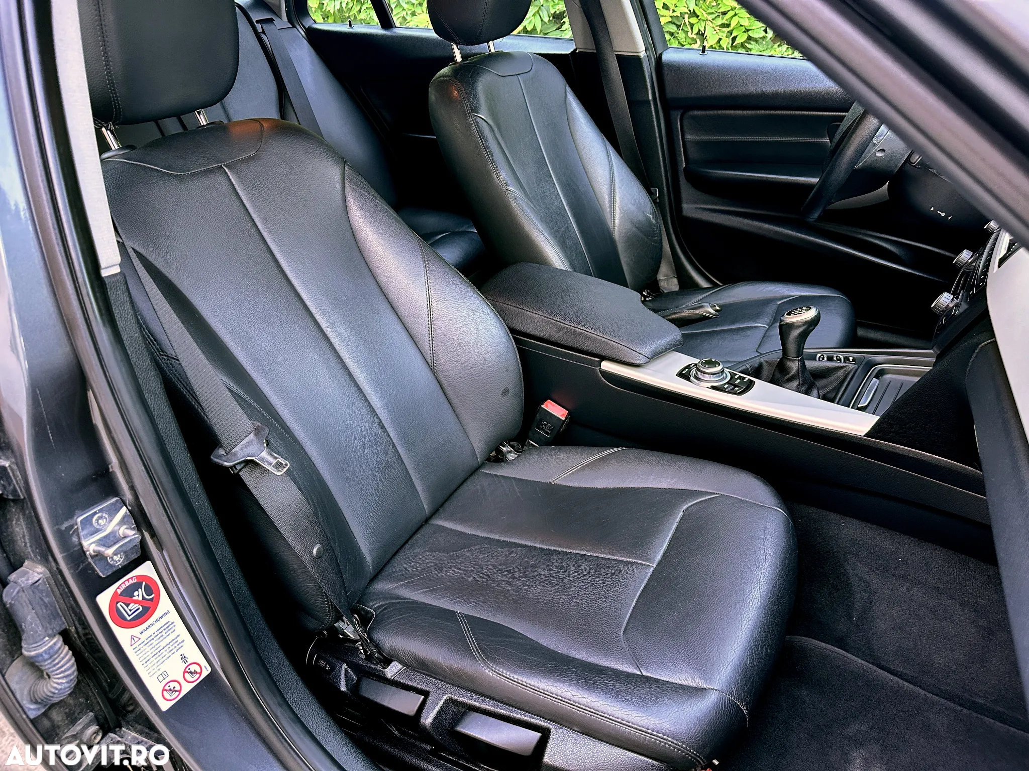 BMW Seria 3 316d Touring Advantage - 11