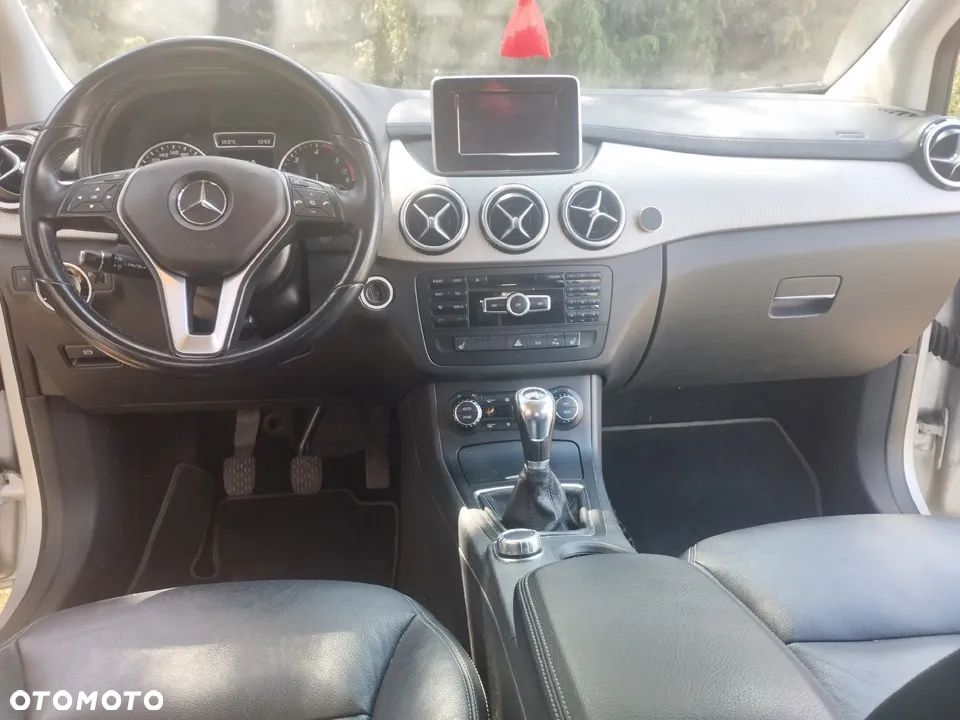 Mercedes-Benz Klasa B 180 CDI - 9